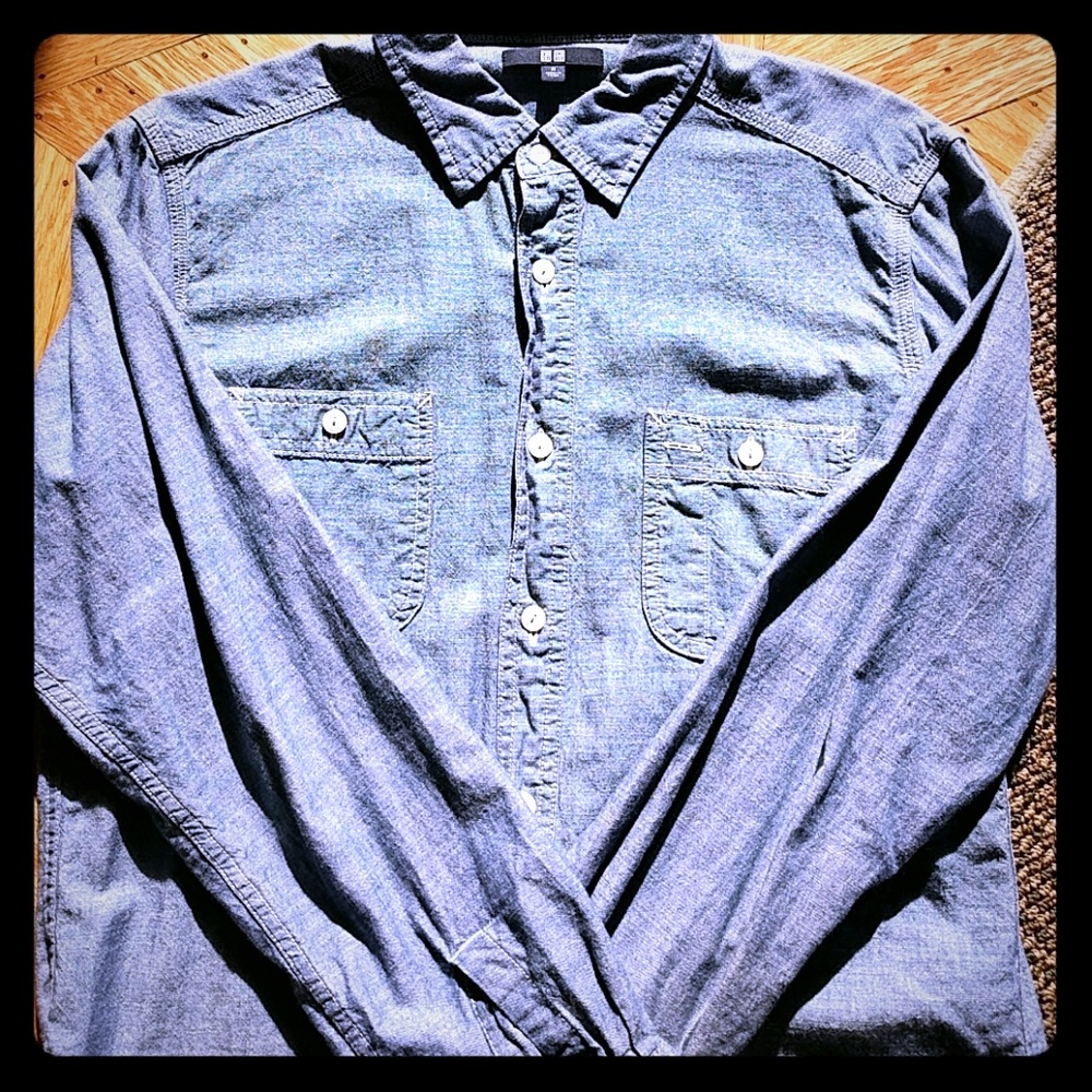 Uniqlo chambray shirt